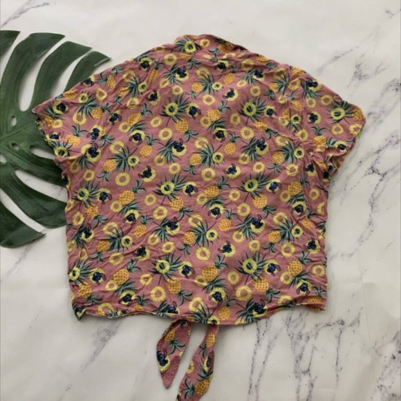 Disney Womens Lilo & Stitch Tie Front Crop Top Size L Pink Tropical Pineapple - Picture 2 of 3